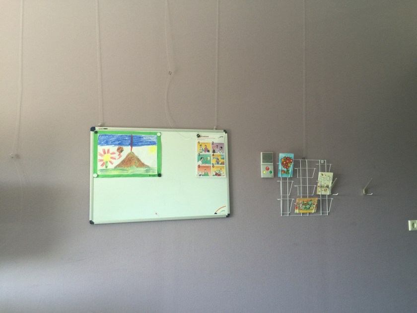 Kaartenrekje en tekening van Bram